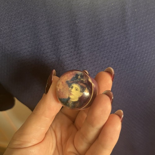Ring used with purple color and small crack