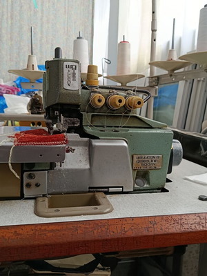 Willcox & Gibbs 500/IV Type 515/IV-26 overlock sewing machine with Singer motor