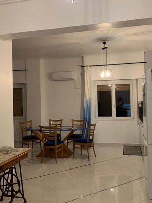 Διαμέρισμα 70 τ.μ. επιπλωμένο στον Ζωγράφου, ημιώροφος, 2 υπνοδωμάτια