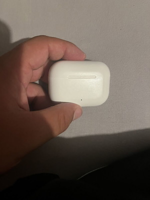 AirPods Pro 2 used with slight volume difference on right earbud