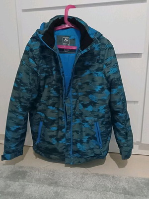 Mc Kinley jacket like new with detachable hood, blue and brown