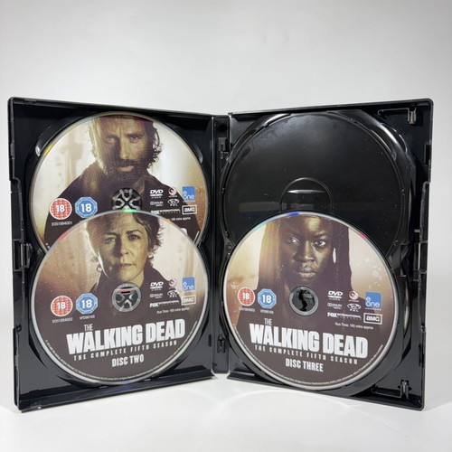 The Walking Dead The Complete Fifth Season DVD used with English subtitles