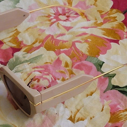 Sunglasses, beige and gold