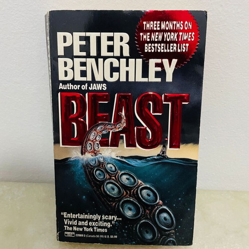English thriller and adventure books used, set of 4 pocket editions