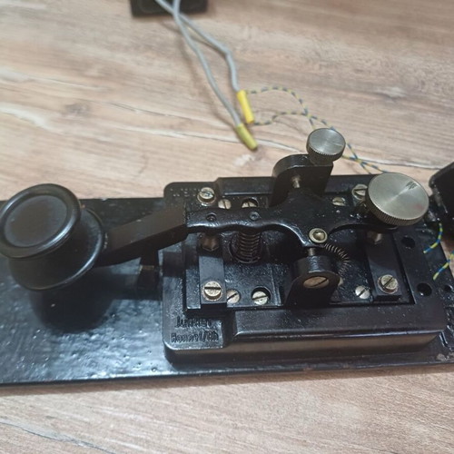 Morse Device used Junker German signal transmitter