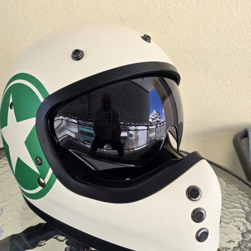 HJC V60 helmet medium size like new
