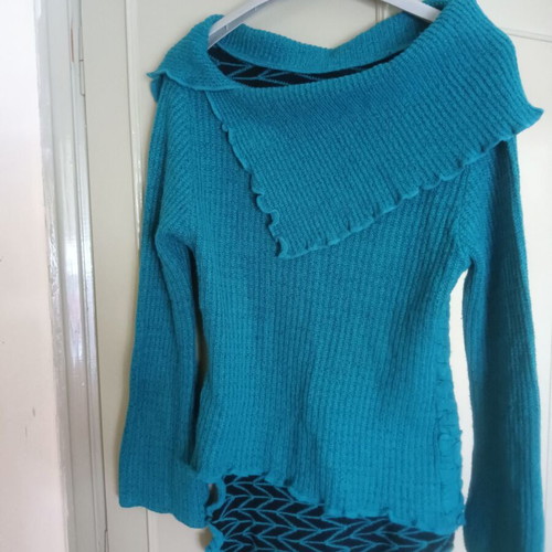 Wool blouse medium, turquoise