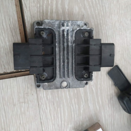 TCU TCM control module Saab 95 9-5 06R 5164280 used