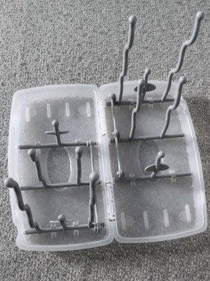 Bottle drying rack like new, 12 positions, foldable