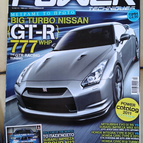 Power Techniques Nissan GT-R R35 Godzilla Dual Edition magazines like new