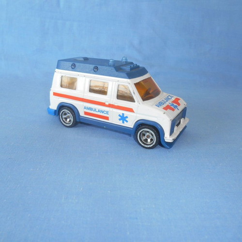 Majorette Ambulance used 1/36 scale white-blue-red