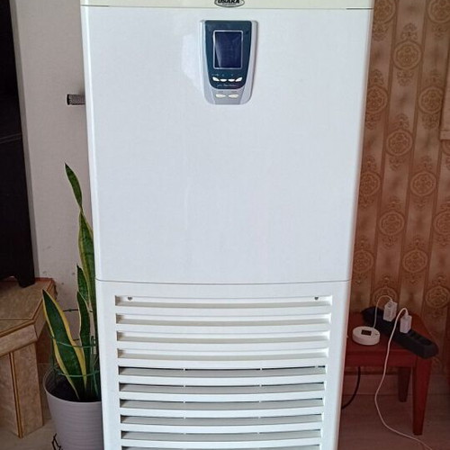 Air conditioner Osaka Japan Technology used, 30000 Btu cooling, 33000 Btu heating