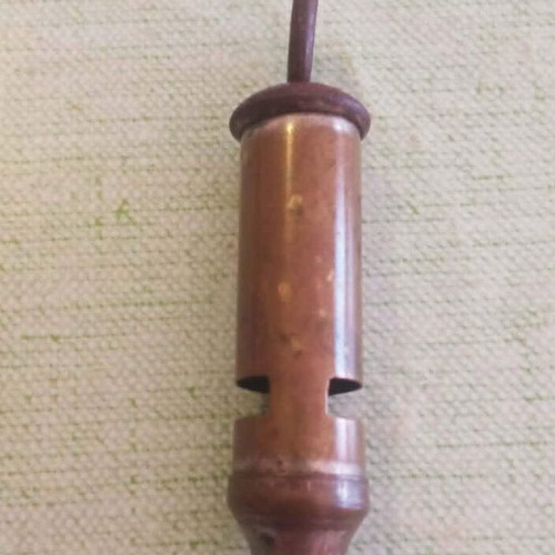 Metropolitan type brass whistle vintage like new, police style