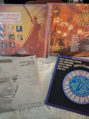 4 LP records like new from great artists of the 60s, 70s, and 80s