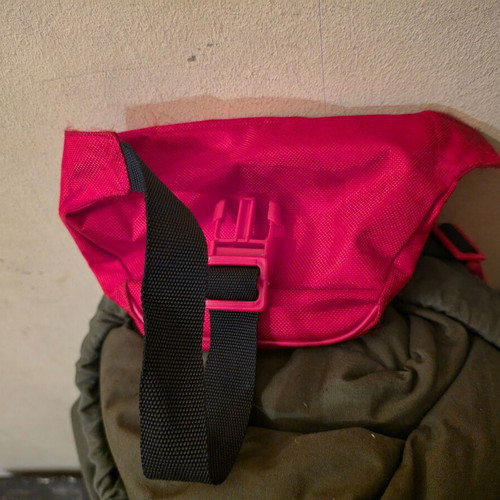 Marlboro banana bag