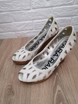 Para Raio leather platform shoes size 38, vintage design