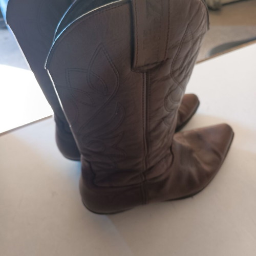 Buffalo leather cowboy short boots like new, brown, size 44.5