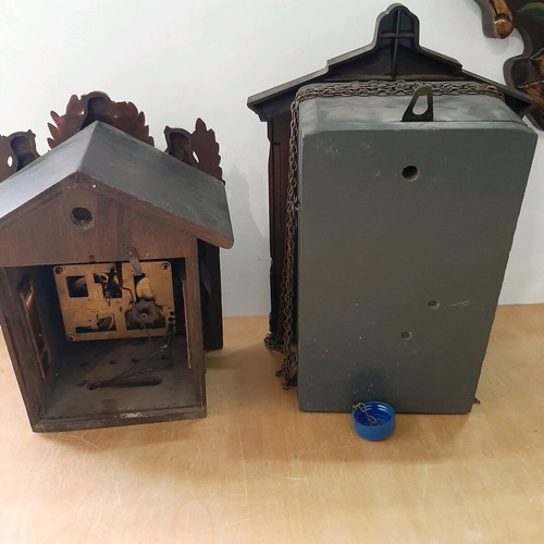 Vintage cuckoo clocks used, set of two