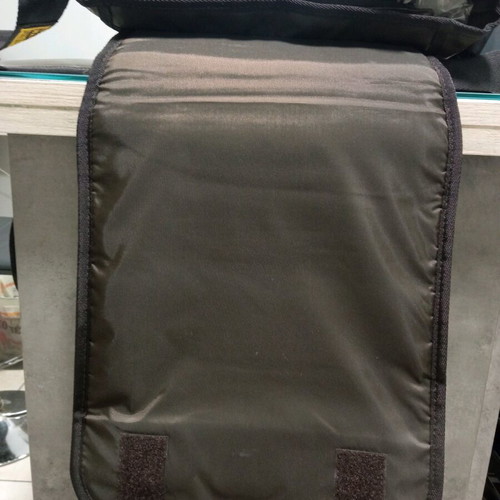 CAT messenger bag new, very durable material