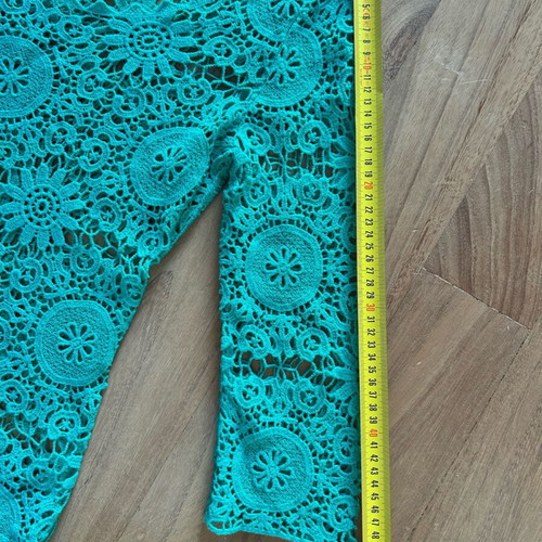Crochet blouse emerald green like new, size M