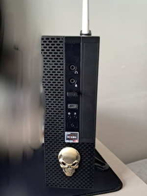 ITX Office/Light Gaming PC Ryzen 5 5500GT 16GB DDR4 512GB NVMe σαν καινούργιο