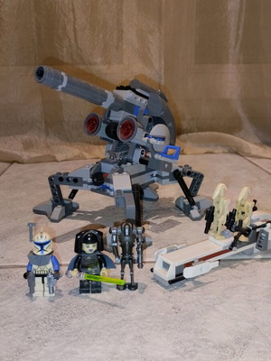 Lego Star Wars 7869 με όλες τις φιγούρες και κομμάτια, χωρίς κουτί