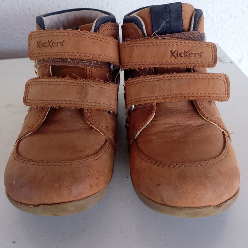 Kickers children's shoes like new