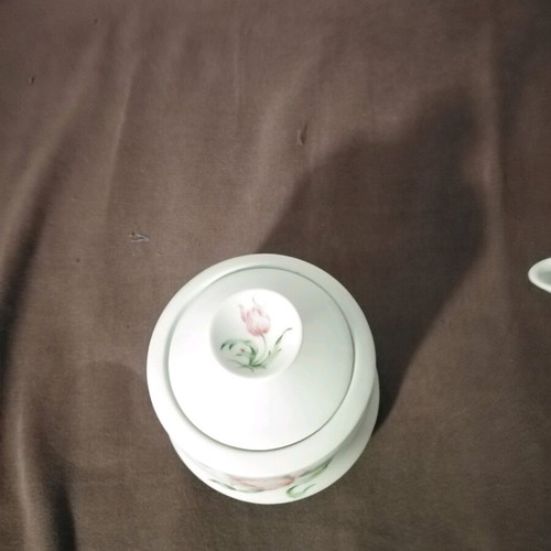 Alfoldi porcelain tea set from Hungary, romantic design