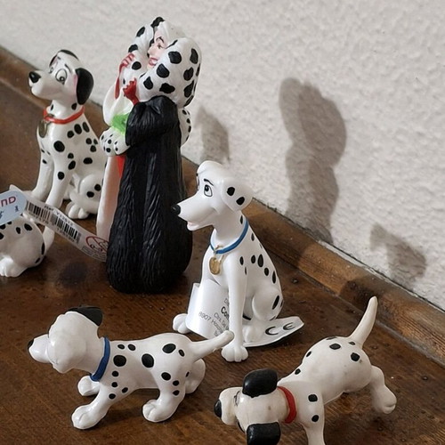 Set of 7 Disney 101 Dalmatians PVC figures like new