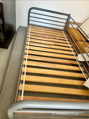 Sofa bed with pull out bed like new without mattress