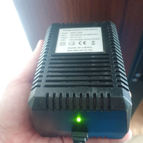 Lithium battery charger (Li-ion)