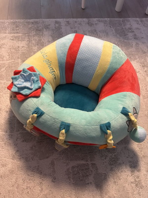 Sophie La Girafe Seat & Play μαξιλάρι δραστηριοτήτων για 3+ μηνών