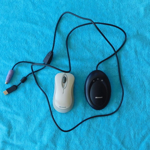 Microsoft Standard Wireless Optical Desktop Model 1018 & 1025 like new