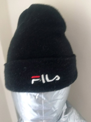 Fila плетена черна шапка употребявана