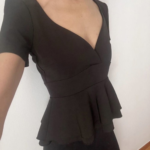 Lynne blouse with gathers at hem small like new, black