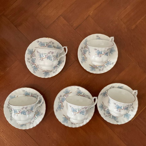 Royal Kent tea set porcelain England in excellent condition