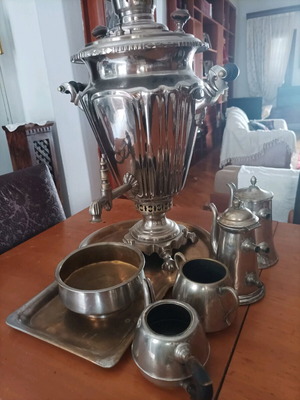 Σαμοβάρι ρωσικό μεταχειρισμένο, ύψους 60εκ., παραδοσιακό με κάρβουνο
