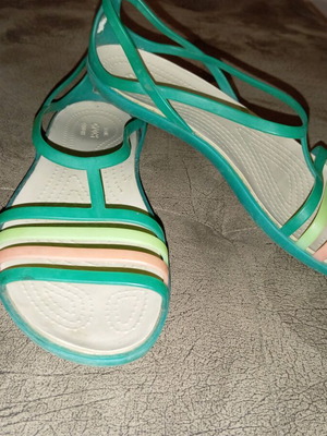 Σανδάλια Crocs σαν καινούργια, μέγεθος 38-39