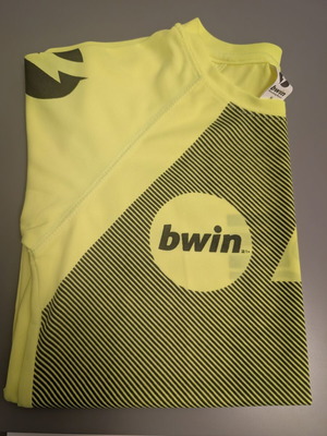 Dryfit blouse new, size small, yellow