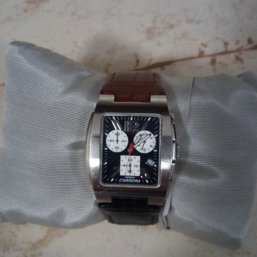 Carrera chronograph used with bracelet and leather strap