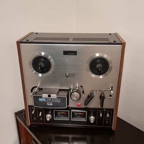 Akai Reel-to-Reel Tape Recorder GX-210D like new