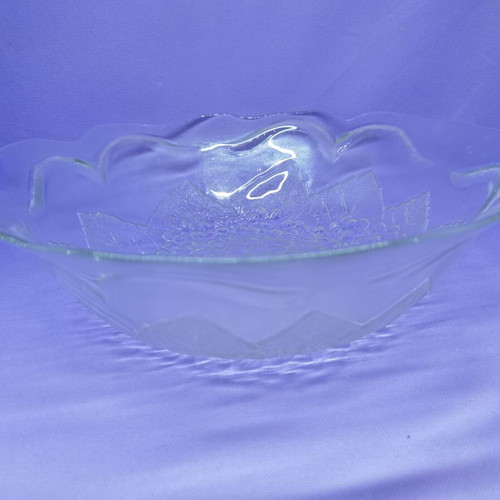 Bowl white transparent large like new