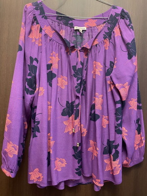 Juicy Couture shirts like new, size M, multicolor
