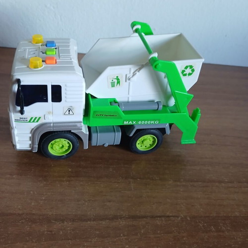 Recycling truck toy used with sound