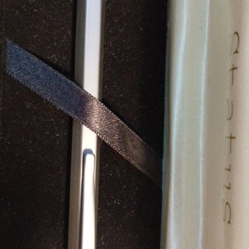 Vintage Status Silver Pen in Pencil Shape like New
