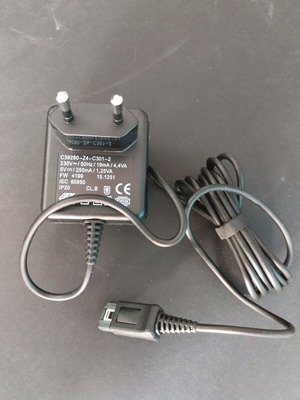 Siemens A35 mobile phone charger new