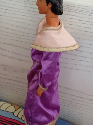 Vintage Aladdin Doll Mattel 1993 Disney, like new