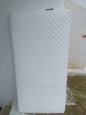 Baby cot mattress like new