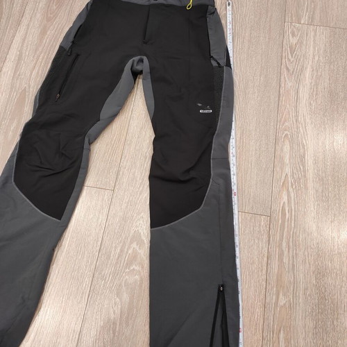 Salewa mountaineering hiking pants size M, like new, black-gray