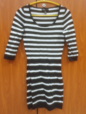 Mango dress size S, black and white